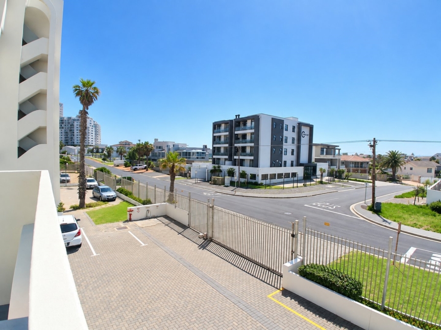 2 Bedroom Property for Sale in Beachfront Western Cape